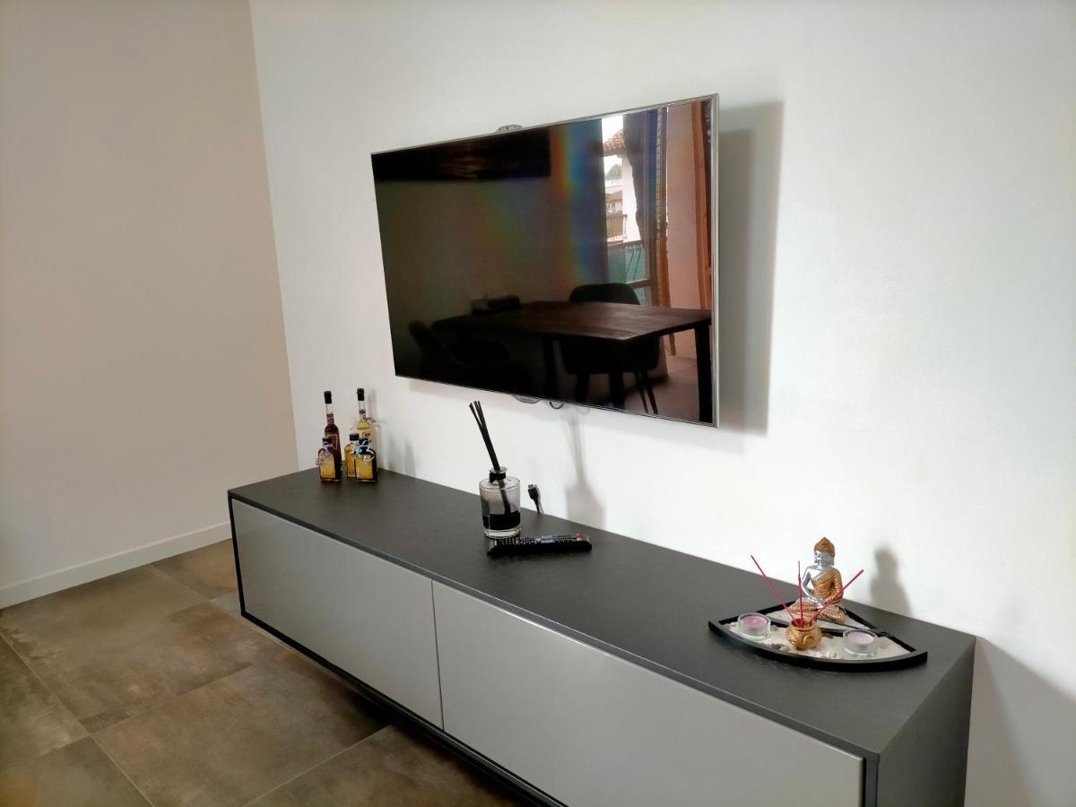 Apartment Princess I Πεσκιέρα ντελ Γκάρντα Εξωτερικό φωτογραφία